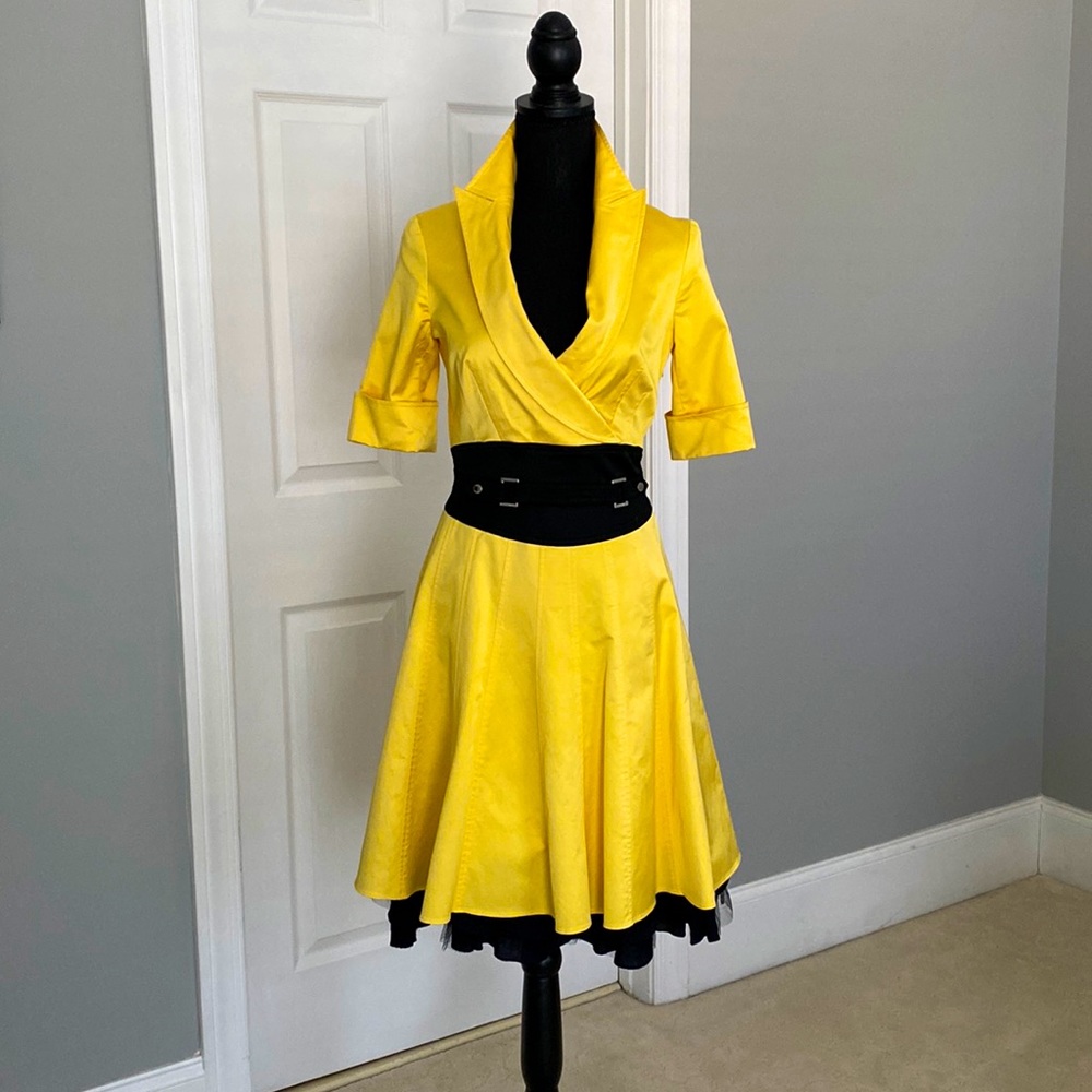 Karen Millen Vintage 50s style Yellow and Black Dress - Sz 2